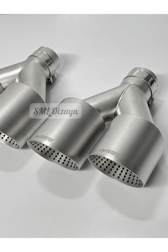 Kelepceli 114 mm Egzoz Ucu Uyum Rehberi: 114 mm Agiz, 6 cm Boru Girisi ve 23.5 cm Genislik Kontrolu