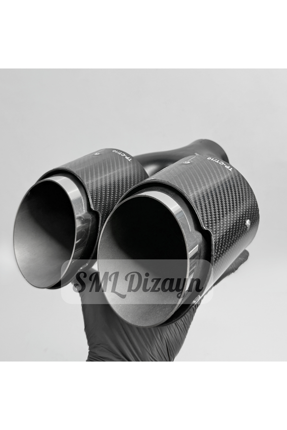 100 mm Akrapoviç Stil Çiftli Egzoz Ucu Seti - Karbon Görünümlü Krom Kaplama Universal Sağ/Sol Takım (2 Adet)