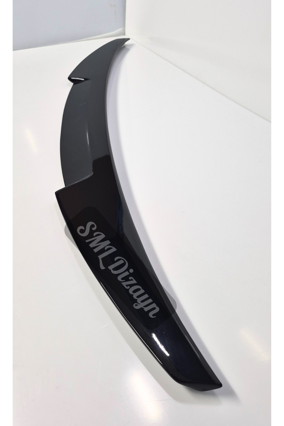 rear trunk spoiler for a4 b9