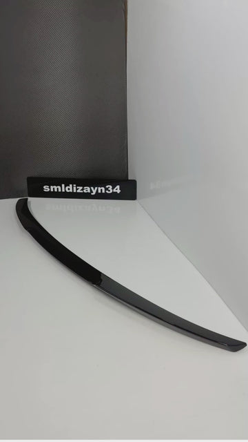 Skoda Superb Uyumlu Spoiler - Parlak Siyah ABS Plastik İnce Sportif Tasarım Bagaj Üstü Spoyler Çıta (2015-2024)