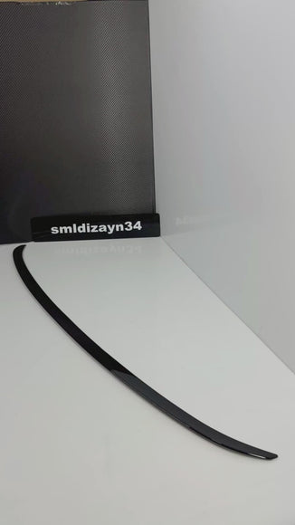 BMW G30 Uyumlu M Stil Bagaj Üstü Spoiler - Piano Black Parlak Siyah Çıta (2018-2023)