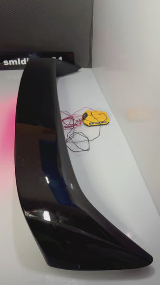 Honda Civic IES EK Sedan Işıklı Bagaj Üstü Spoiler (1996-2001) Parlak Siyah - Piano Black Plastik