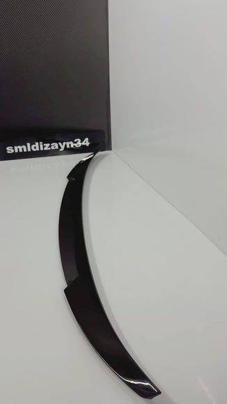 Audi A3 8Y Sedan (2021-2026) Parlak Siyah Cam Üstü Spoiler - Piano Black