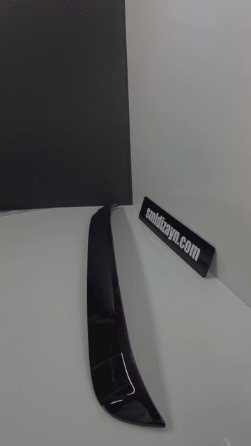 Mercedes W205 Cam Üstü Spoiler (2015-2021 Sedan uyumlu) Parlak Siyah