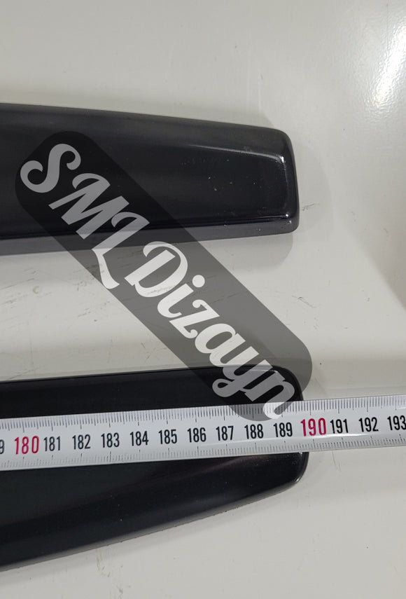 Universal Yan Marşpiyel Lipi Bıçak 190 cm Plastik Parlak Siyah